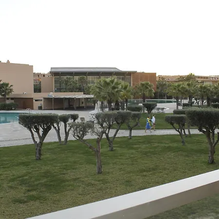 Herdade Dos Salgados, T3 8d-0b, Lagoas Appartement *