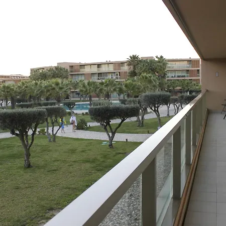 Herdade Dos Salgados, T3 8d-0b, Lagoas Apartment